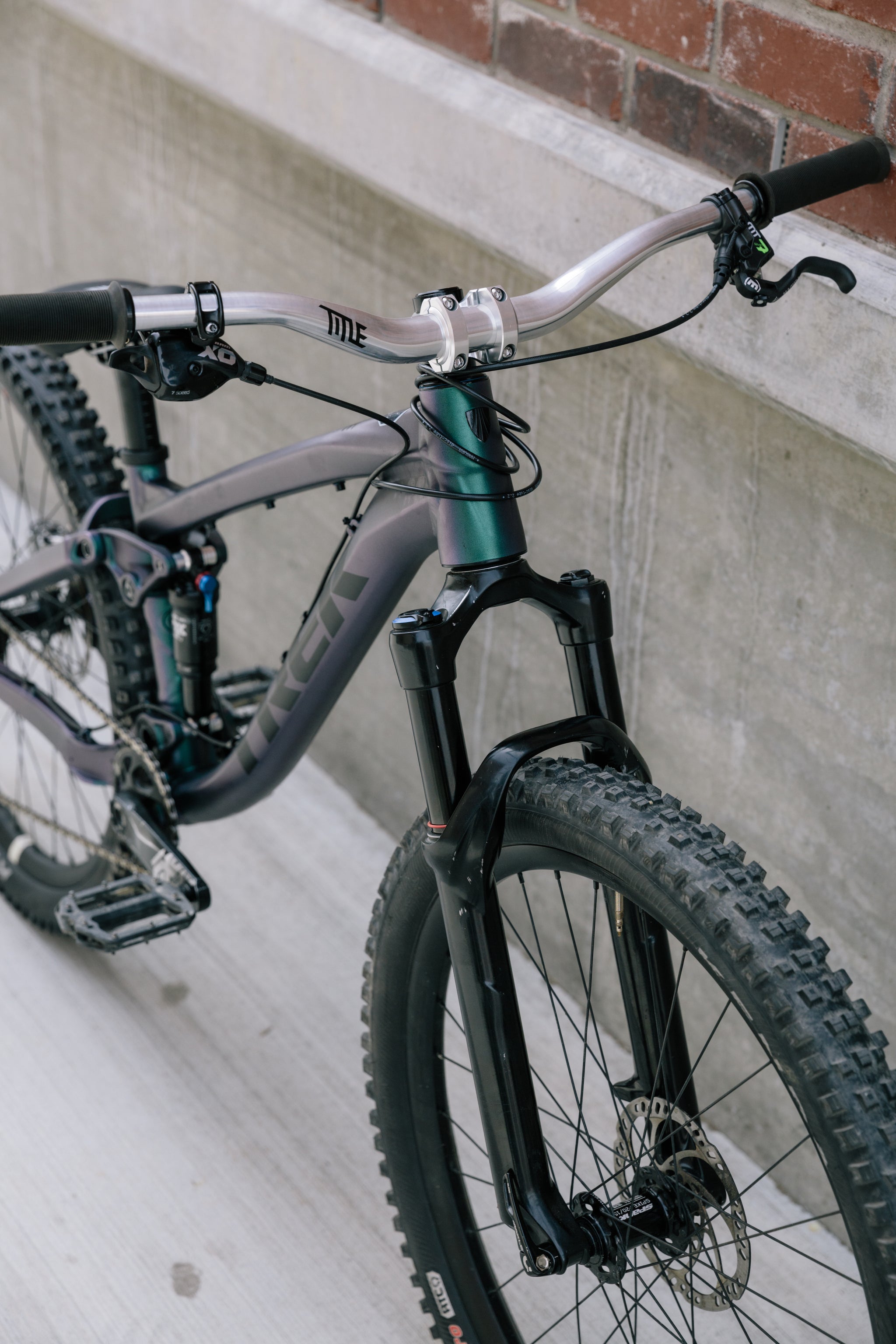 AH1 31.8 Chrome – Freeride UK